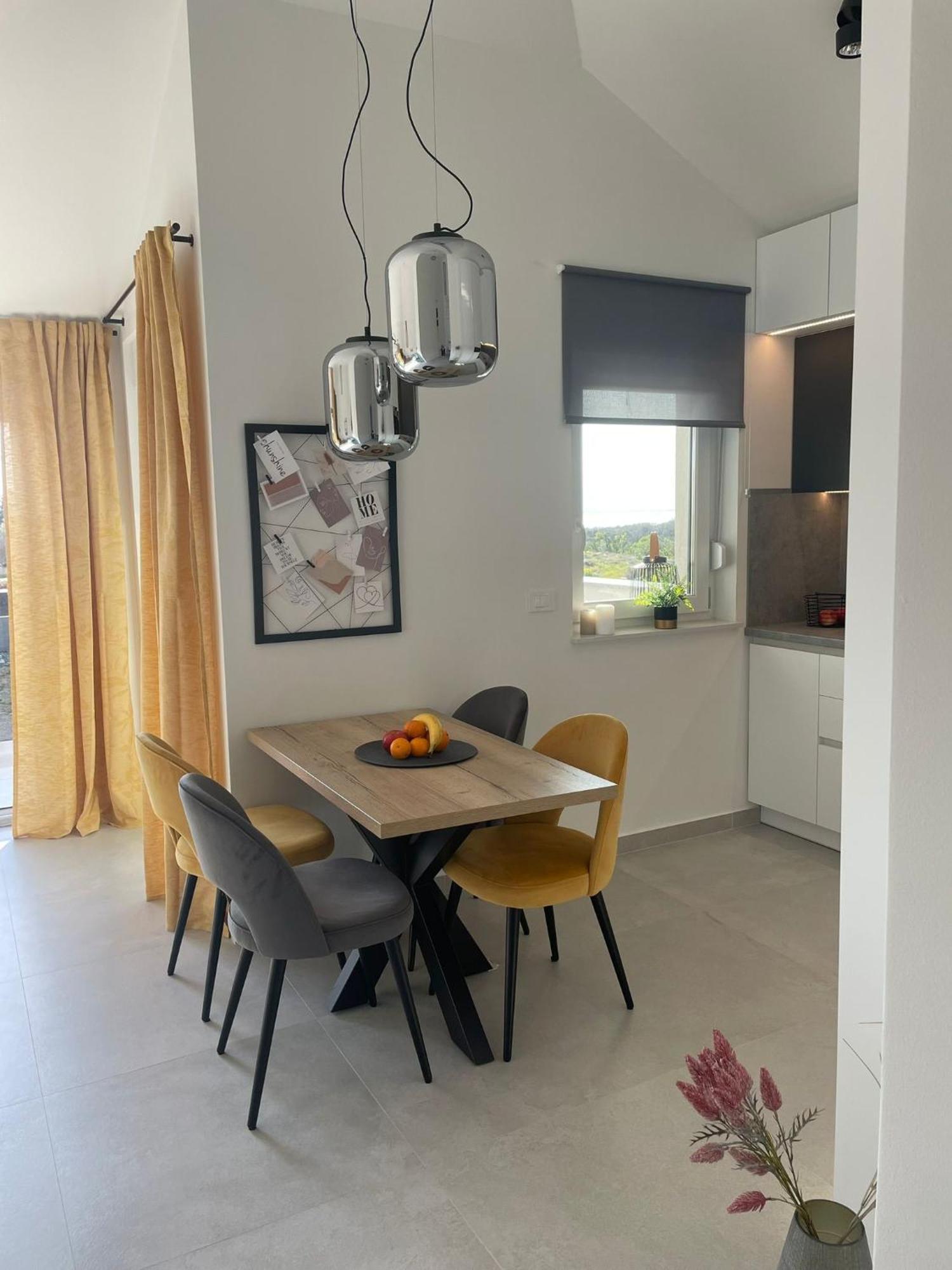 Rimac Apartments Novalja Exterior photo