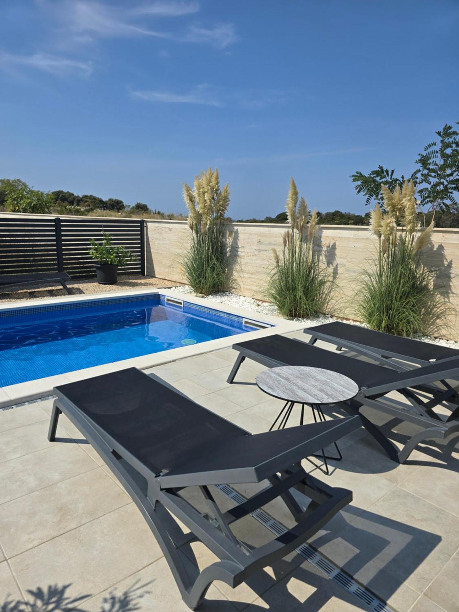 Rimac Apartments Novalja Exterior photo